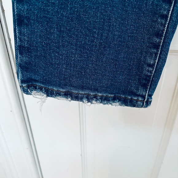 Good American Dark Blue Cropped Straight Leg Jeans - Picture 3 of 9